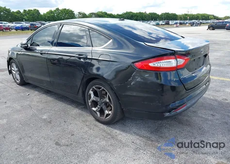 2013 Ford Fusion Se z USA, uszkodzony, nr VIN 3FA6P0H7XDR338220